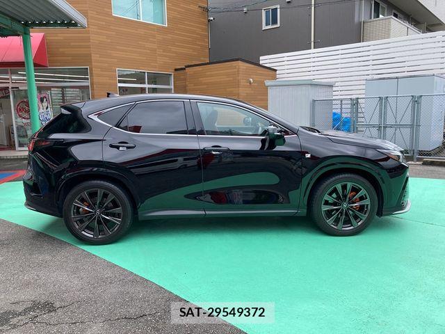 Lexus NX 2023-01 8074369-3