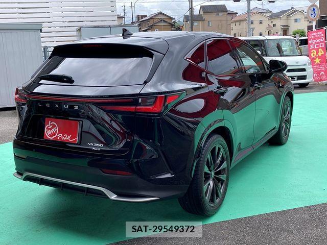 Lexus NX 2023-01 8074369-4