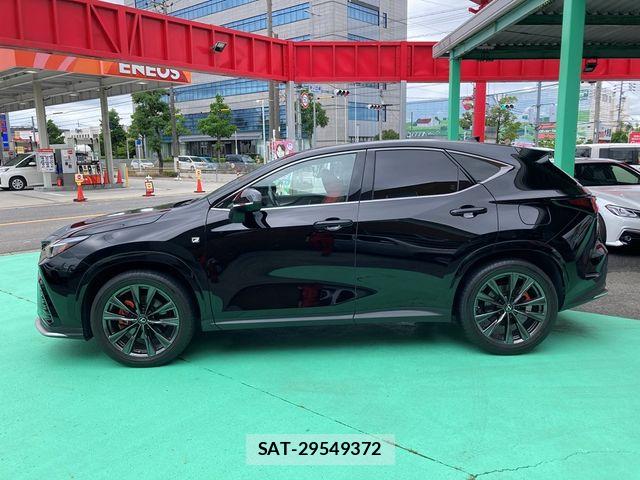 Lexus NX 2023-01 8074369-7