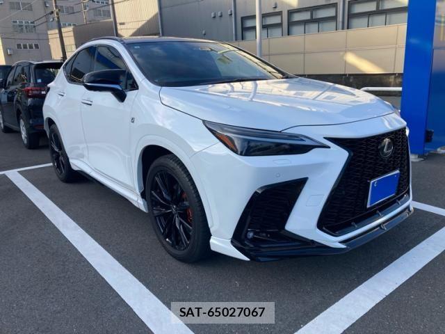 Lexus NX 2023-05 8829991-2