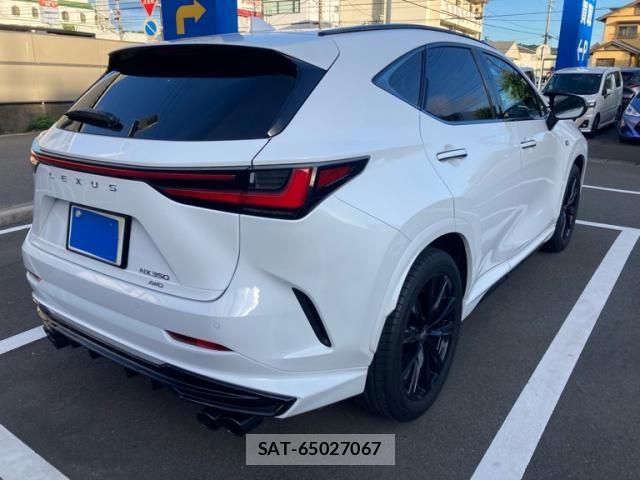 Lexus NX 2023-05 8829991-3