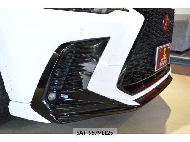 Lexus NX 2022-05 883660-17