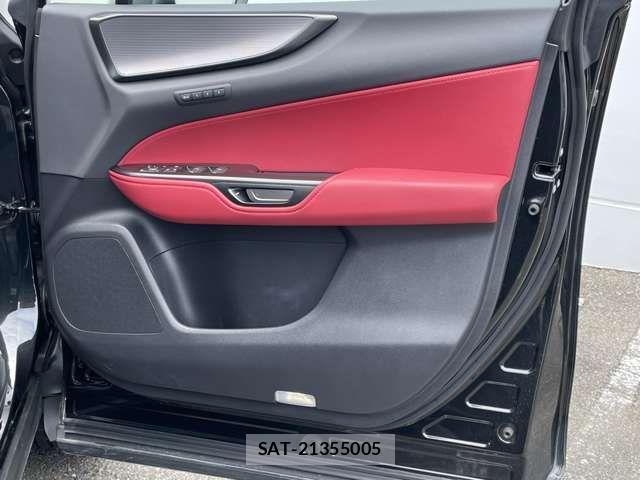 Lexus NX 2023-11 1123655-11