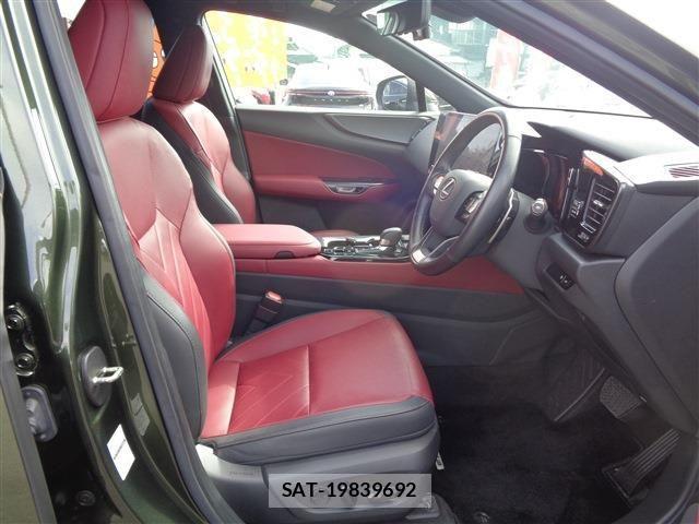 Lexus NX 2022-12 1324758-16