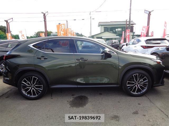 Lexus NX 2022-12 1324758-3