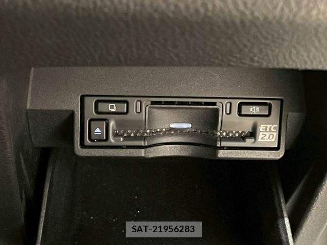 Lexus NX 2022-11 1744639-10