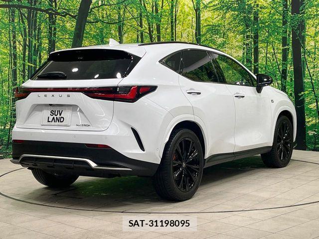 Lexus NX 2023-12 3907204-16