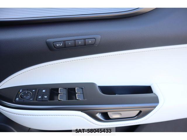Lexus NX 2025-03 6011763-18