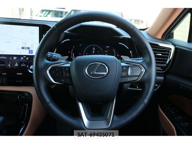 Lexus NX 2024-01 6272144-23