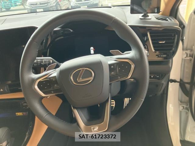 Lexus NX 2025-07 6612910-14