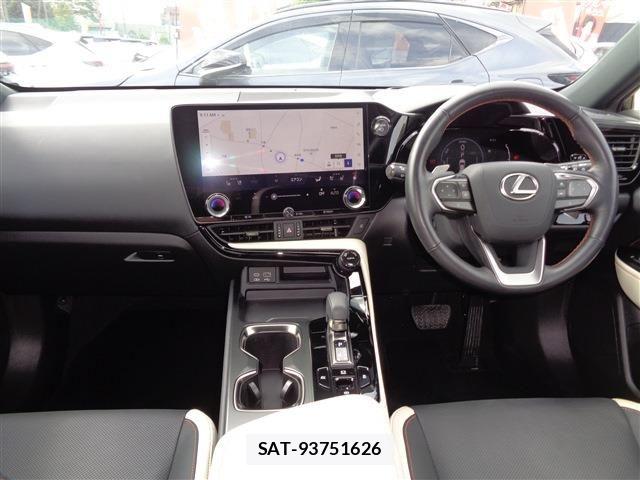 Lexus NX 2023-02 6612920-11