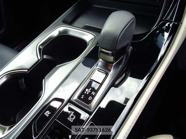 Lexus NX 2023-02 6612920-26