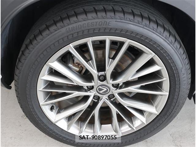 Lexus NX 2023-06 6672290-11