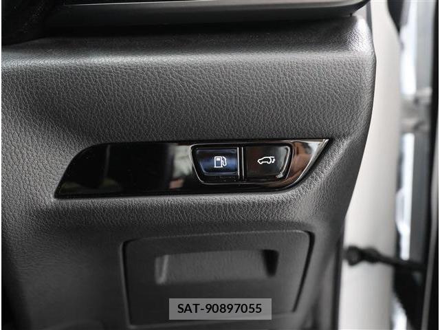 Lexus NX 2023-06 6672290-18