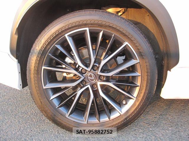 Lexus NX 2023-01 6907798-14