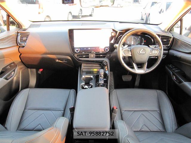 Lexus NX 2023-01 6907798-19