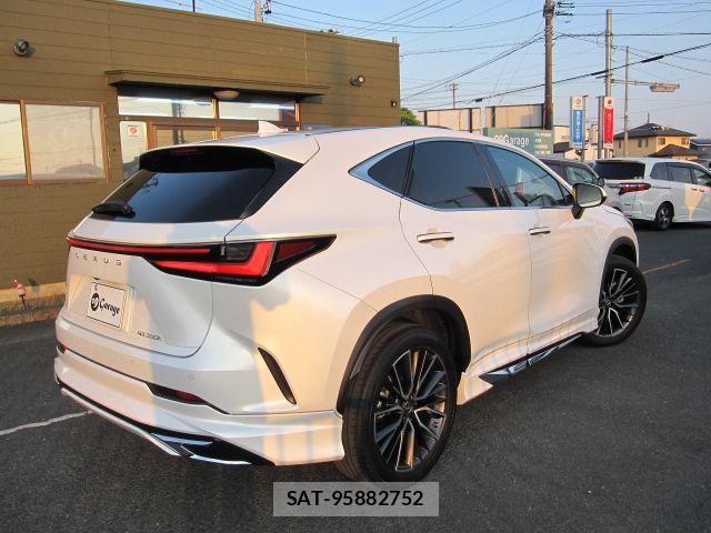 Lexus NX 2023-01 6907798-4