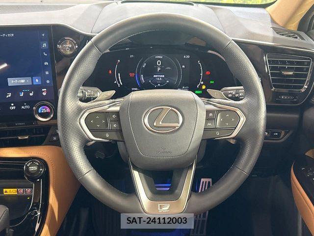 Lexus NX 2025-04 7020784-10