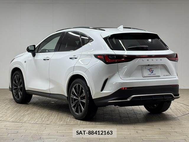 Lexus NX 2022-11 7221050-16