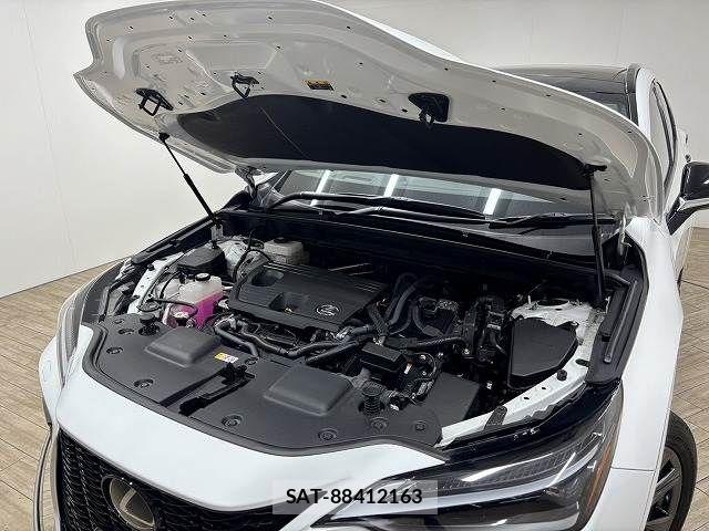 Lexus NX 2022-11 7221050-17