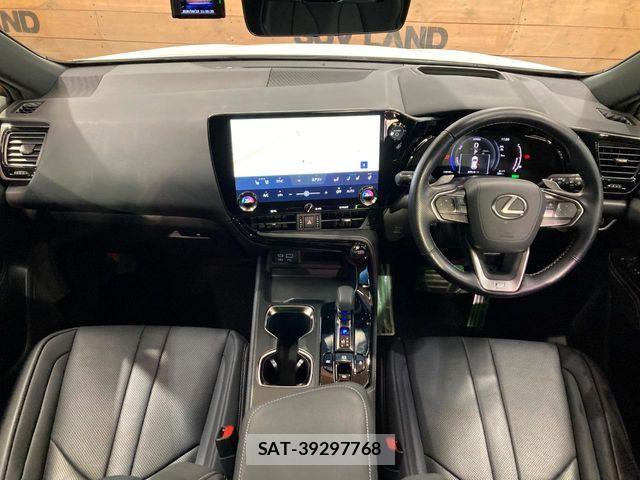 Lexus NX 2023-07 7221072-1