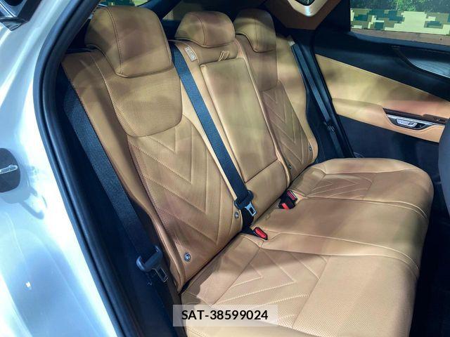Lexus NX 2022-07 7221049-9