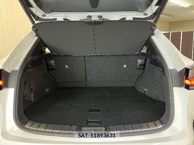 Lexus NX 2023-03 7221059-20