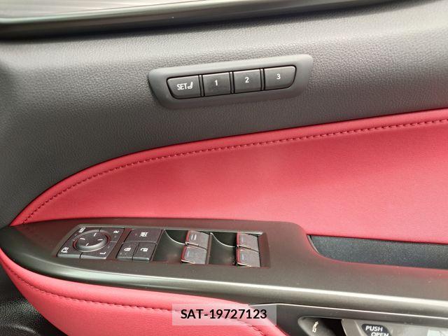 Lexus NX 2023-05 7221067-19