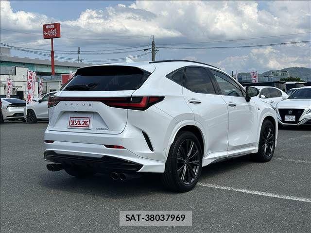 Lexus NX 2023-04 7221056-13