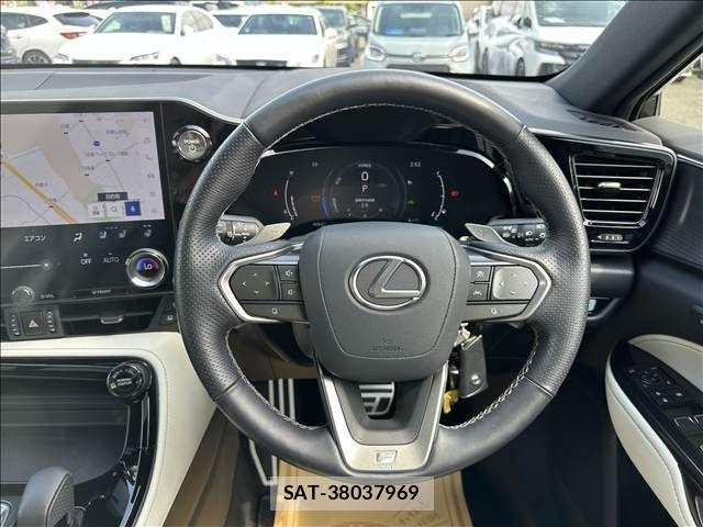 Lexus NX 2023-04 7221056-1