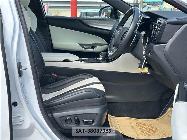 Lexus NX 2023-04 7221056-3