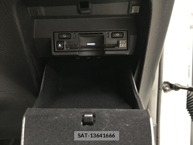 Lexus NX 2023-02 7251338-15