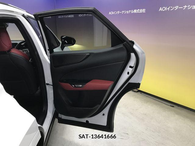 Lexus NX 2023-02 7251338-24