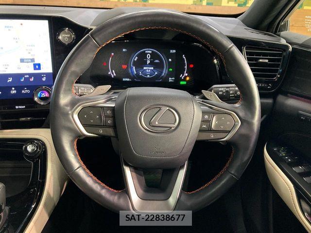 Lexus NX 2022-04 7272240-10