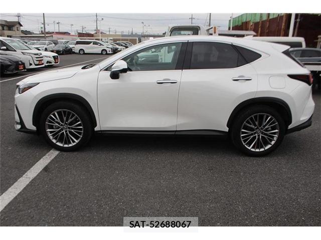 Lexus NX 2022-10 7328067-8