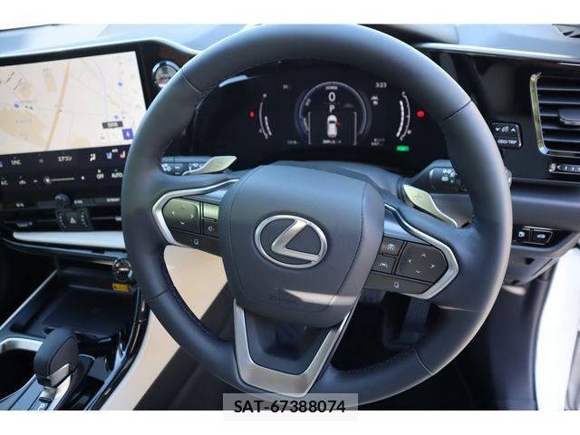 Lexus NX 2025-12 7358535-12