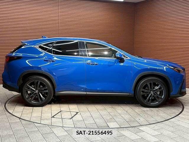 Lexus NX 2023-01 7358536-17