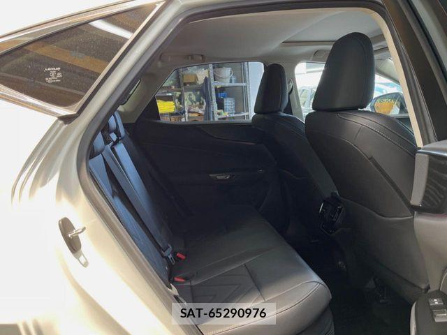 Lexus NX 2023-10 7358528-8
