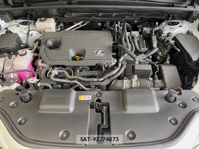 Lexus NX 2023-09 7562367-18