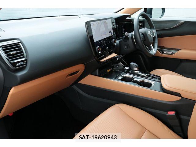 Lexus NX 2025-08 7617695-17