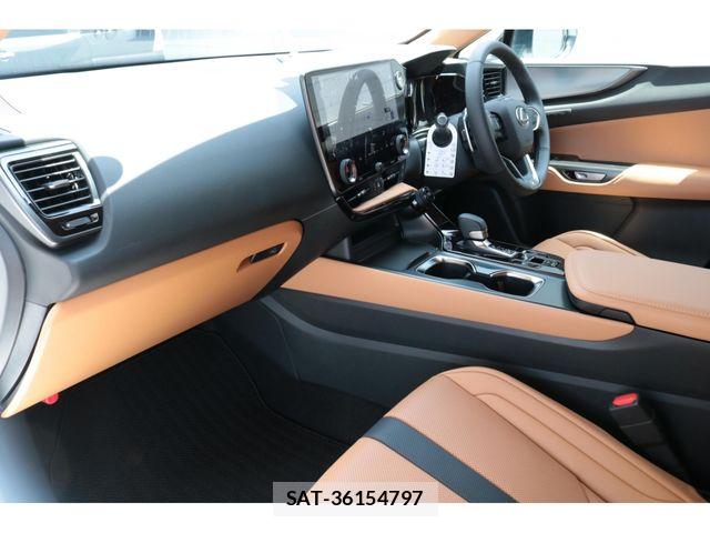 Lexus NX 2026-03 7617692-17