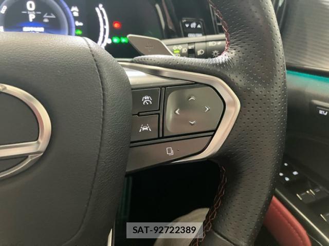 Lexus NX 2022-01 7725145-11
