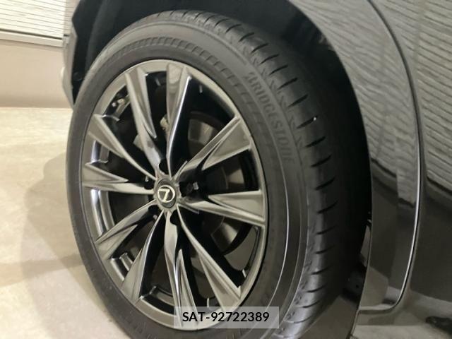 Lexus NX 2022-01 7725145-20