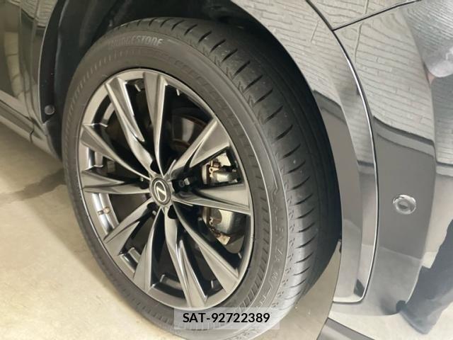 Lexus NX 2022-01 7725145-21