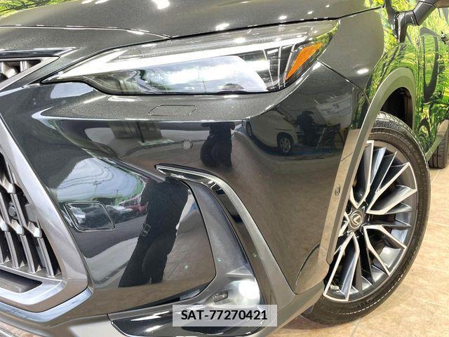 Lexus NX 2022-01 7786571-11