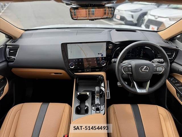 Lexus NX 2024-10 8036469-1