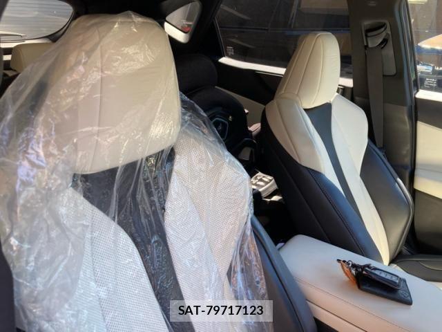 Lexus NX 2023-10 8036471-21