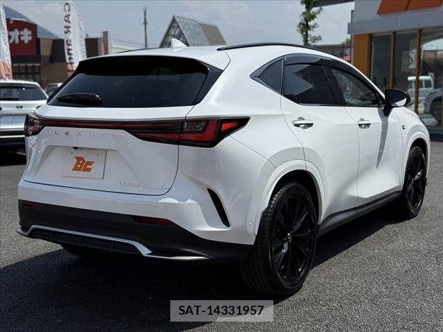 Lexus NX 2023-09 8074370-14