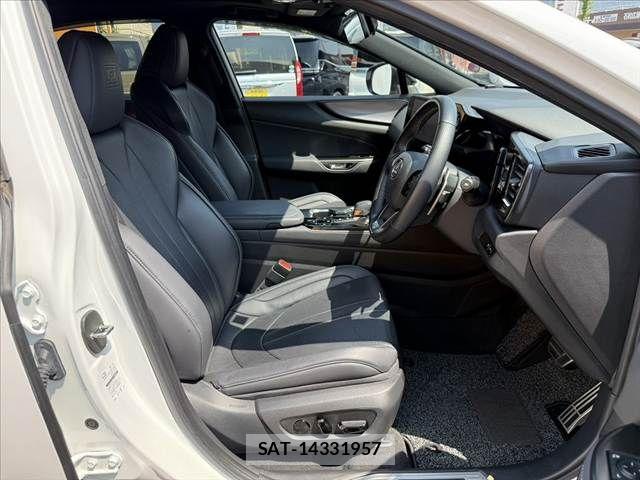 Lexus NX 2023-09 8074370-15