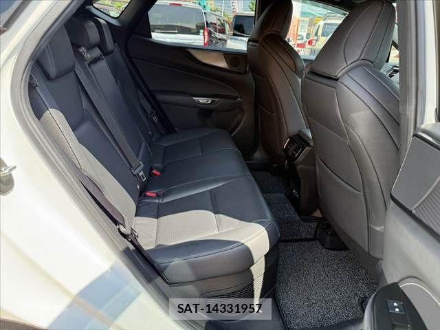 Lexus NX 2023-09 8074370-19